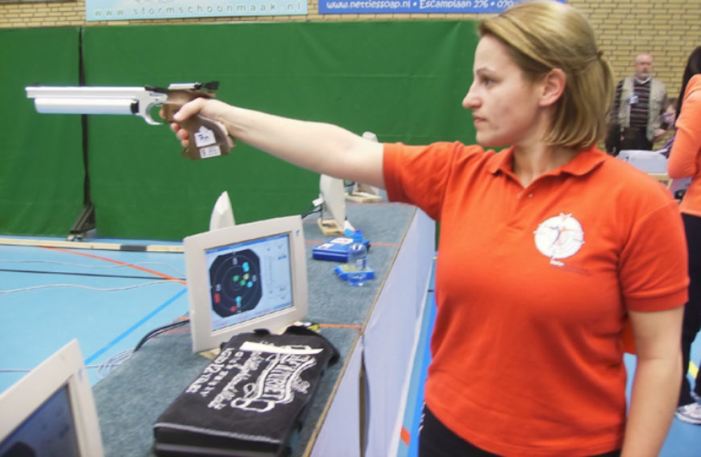 Eleanor Bezzina places 22nd in the women's 10 metre air pistol qualification