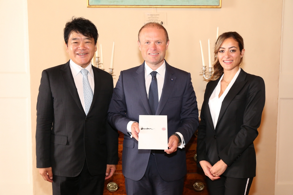 Full support for GanaEight Coin launch from Malta prime minister