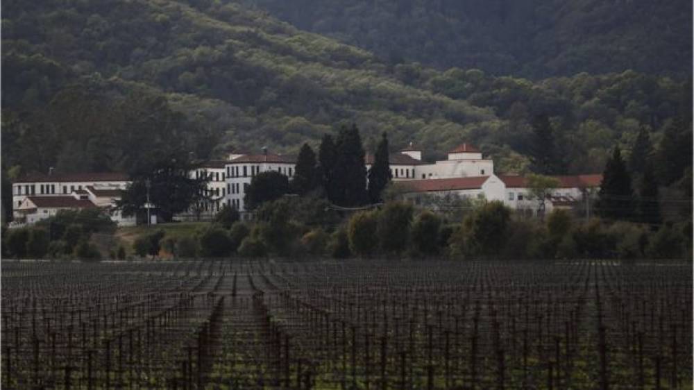 Gunman, three women dead after standoff in Napa Valley veterans' home