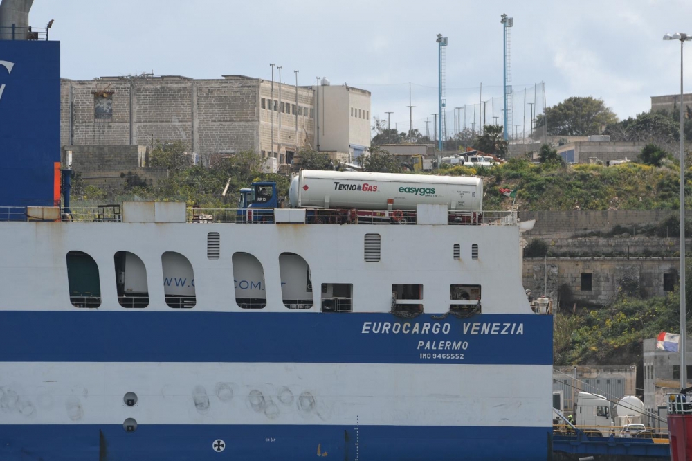 Updated | Coronavirus: Italian truckers with imported merchandise not observing quarantine