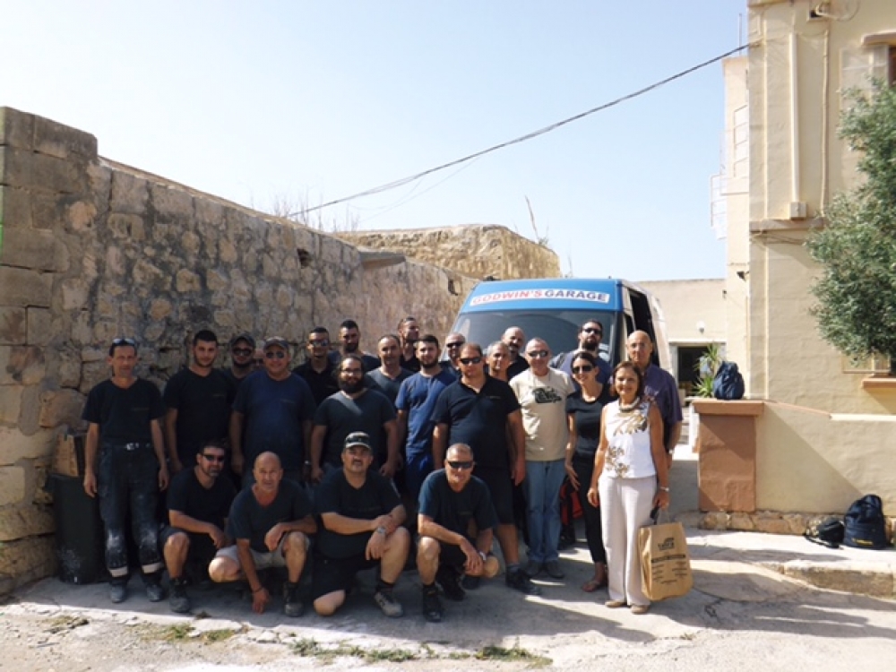 Volunteers from the Lufthansa Technik facilities and maintenance department