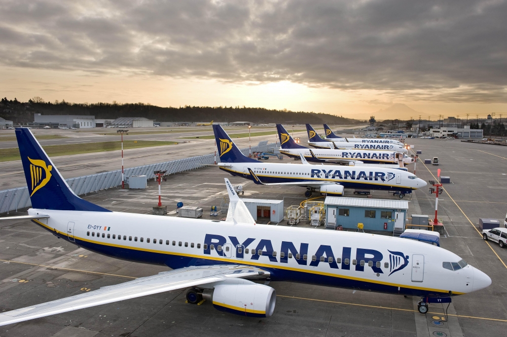 Alfred Sant requests European Commission action on Ryanair flight cancellations