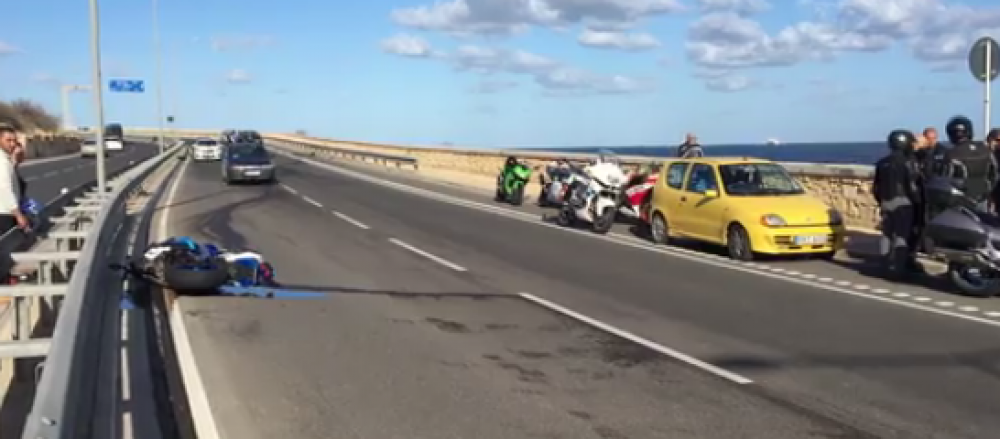 Updated | Motorcyclist, 25, dies in Coast Road crash