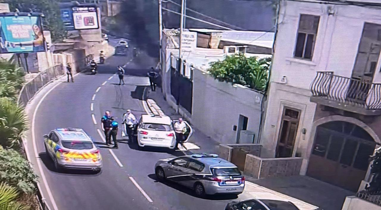 Fires have erupted close to the southbound Aldo Moro lane
