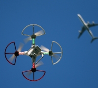 Airline pilots uneasy about sharing skies with drones
