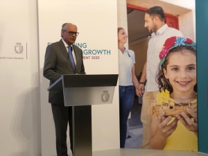 Reduction in poverty as a result of past budget measures, minister says