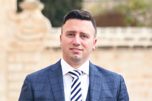 Labour MP on PA board denies conflict over family business’s relation to DB business