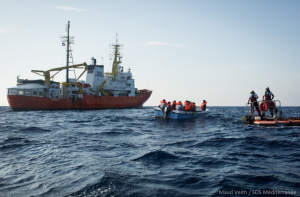 Updated | Aquarius requests disembarkation of 11 migrants rescued off Libyan coast