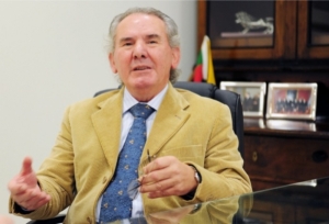 Mass tourism unemployment looms unless airport reopened, MHRA boss warns