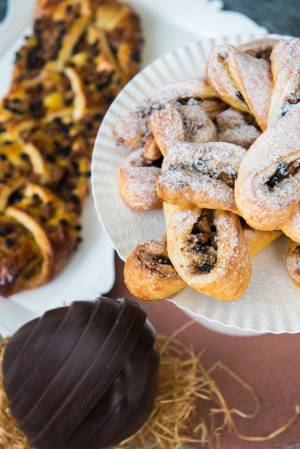 Pear and walnut twist