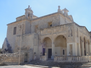 Missing Qrendi religious artworks prompt police investigation