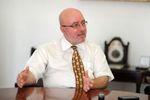 Nothing inherently wrong with persons of trust, Mario Cutajar tells Standards Commissioner