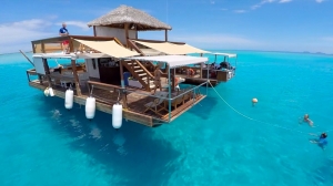 Floating bar proposed off Blue Lagoon