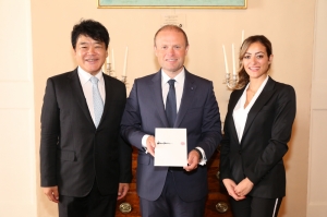 Full support for GanaEight Coin launch from Malta prime minister