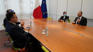 Robert Abela lashes out at new PN leader in first ‘cordial’ meeting