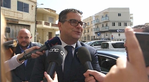 Opposition leader says it's time for Malta to have full-time MPs