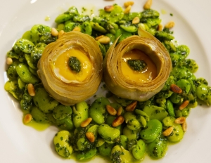 Artichokes with a runny yolk