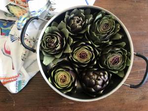 Three recipes with seasonal artichokes