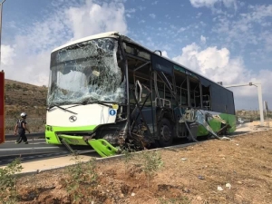Three passengers slightly injured in Coast Road bus accident
