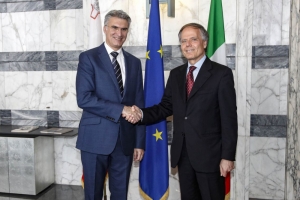 Maltese and Italian foreign ministers discuss migration, strengthening relations