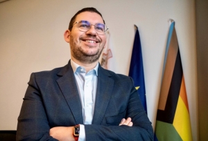 Cyrus Engerer calls for better environment policies, highlights significance towards better mental health