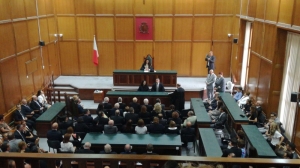 Judge gives new interpretation to aggravated drug possession