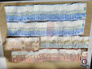 Cash, speedboat and carpets seized from criminals