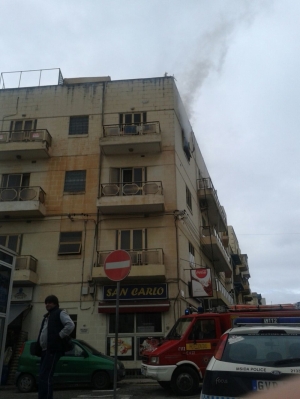 Updated | Fire in Gzira apartment • Three treated for smoke inhalation