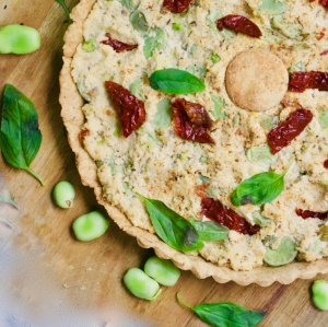Broad bean ‘ricotta pie’