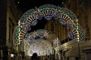 Valletta ushers in the Christmas spirit with Christmas street light installation