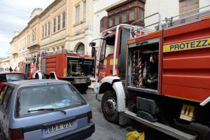 Fire-fighters rescue tenants unaware of fire inside Bugibba apartment