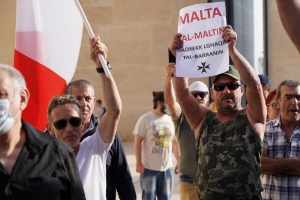 Far-rightists had no police permit for Black Lives Matter counter-protest