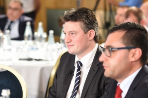 Energy Minister testifies in libel suit: ‘there is no extramarital affair’