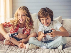 Children could be graded on FIFA20, Minecraft, Fortnite video games due to coronavirus closures