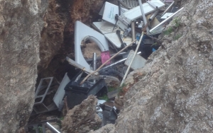 Refuse dumped at Majjistral Park