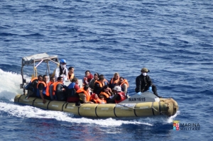 Updated | ‘Closing’ sea border would lock refugees in horrendous conditions