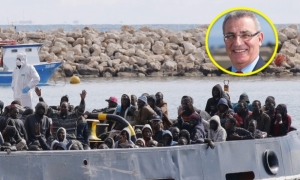 Evarist Bartolo in spat with ‘patriots’ over government decision to take 50 migrants