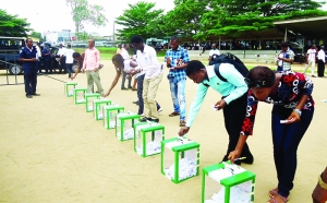 Buhari in front after half of Nigeria election results declared