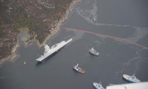 Malta-registered oil tanker collides with Norwegian warship