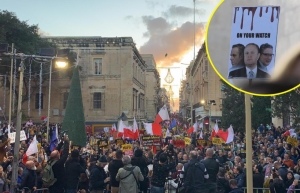 Protest in Valletta: As PM holds on to power, thousands demand his resignation