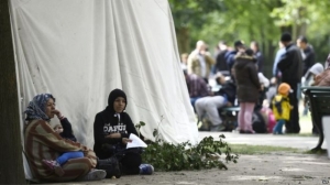 Germany expecting record 750,000 refugees this year