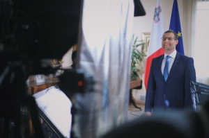 Abela pays tribute to foreign workers in speech marking 100 days as PM