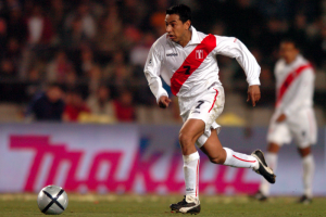 Meet ex-Newcastle United player Nolberto Solano on Wednesday