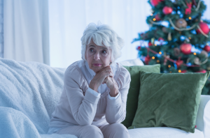 What to do to help elderly people who are lonely at Christmas