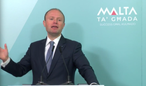 An 'open-doors policy' is the best bet for a thriving economy, Muscat says