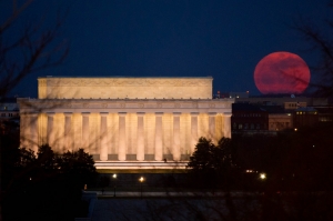 Watch out for the supermoon setting a 68-year record