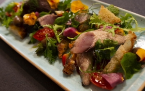 Hobż biż-żejt salad