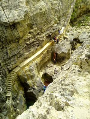 Man seriously injured after slipping off path at Wied il-Mielah