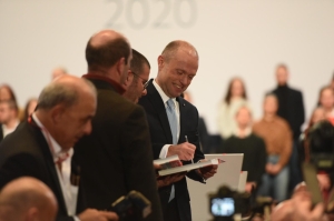 Muscat tells supporters where his future lies: sports and civil liberties