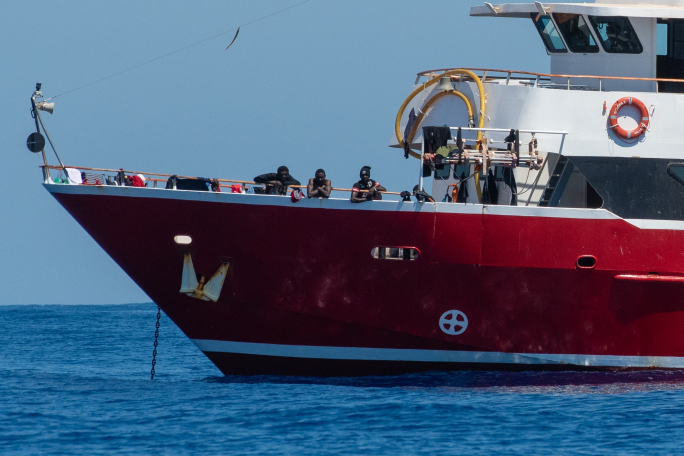 Government violated migrants’ rights in 2020 detention on tourist boats